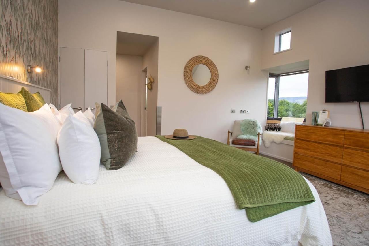 Dunluce Boutique B&B Te Anau Esterno foto