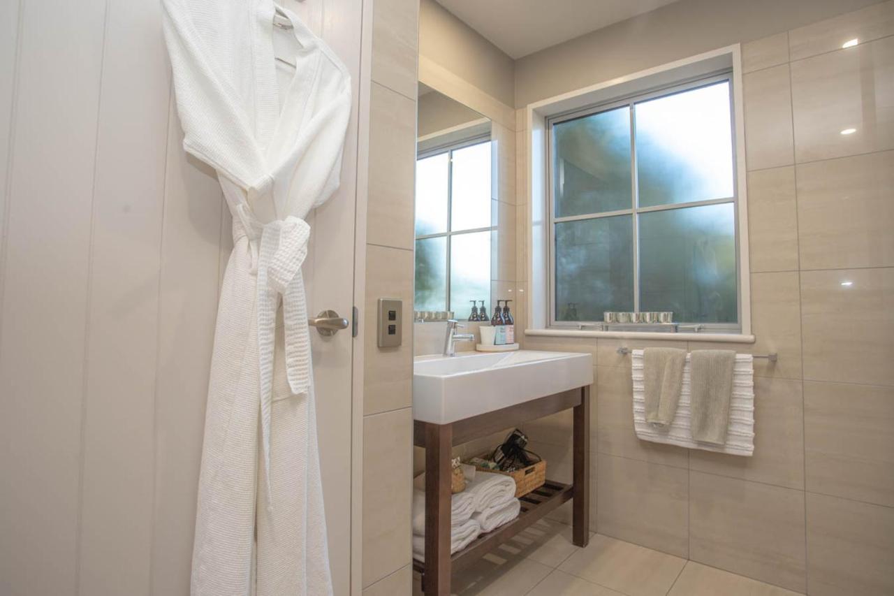 Dunluce Boutique B&B Te Anau Esterno foto