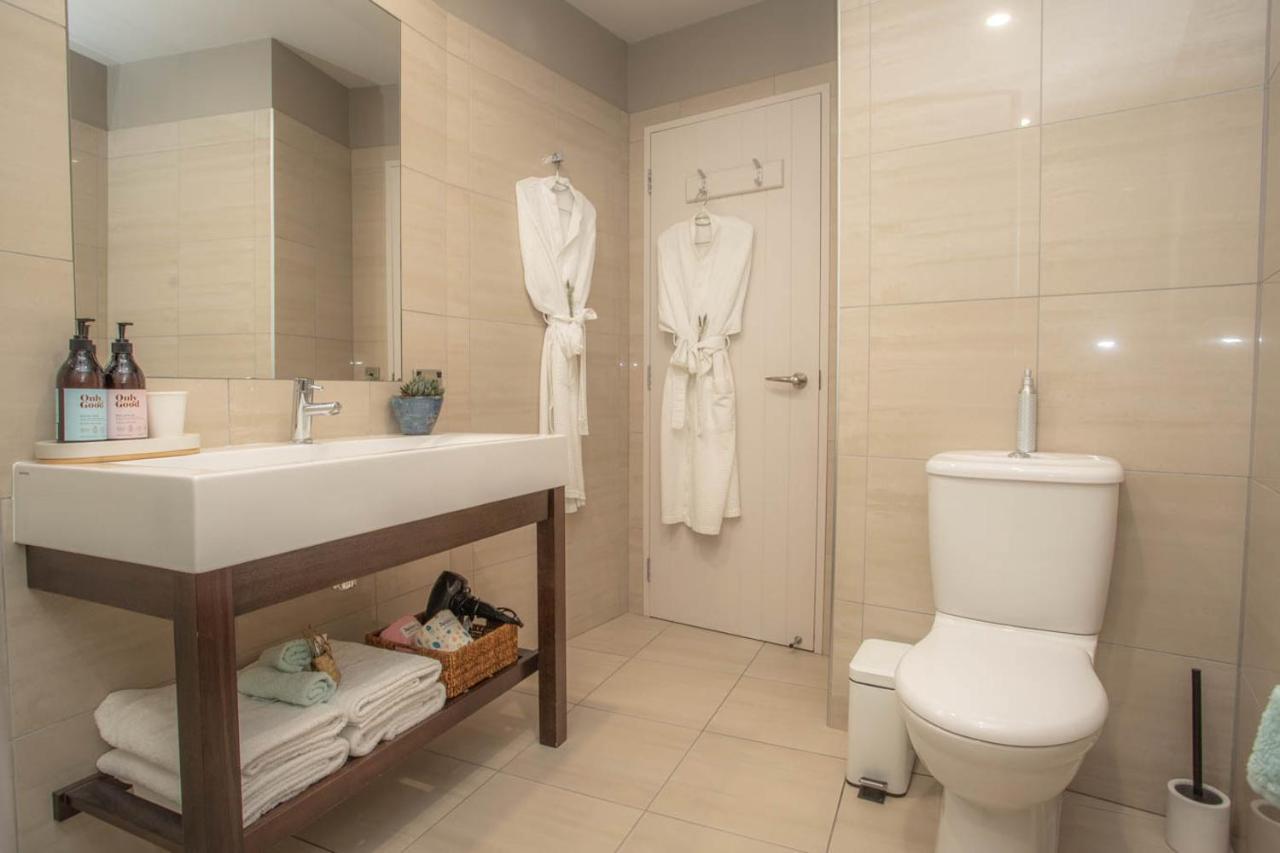 Dunluce Boutique B&B Te Anau Esterno foto